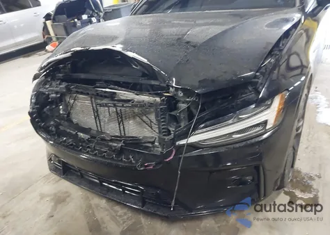 2024 Volvo S60 B5 Plus Black Edition из США, поврежденный, VIN 7JRL12TH5RG281435